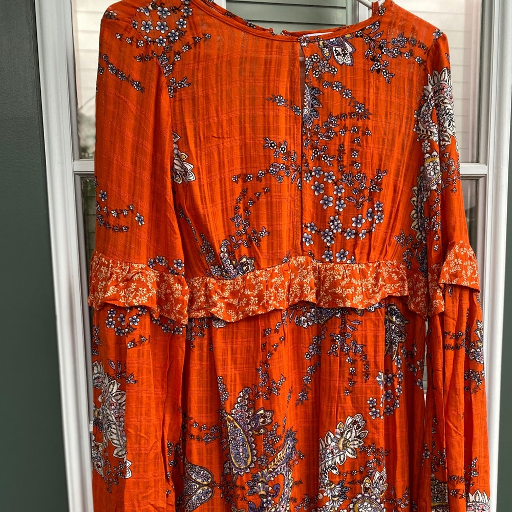Long sleeve Paisley dress